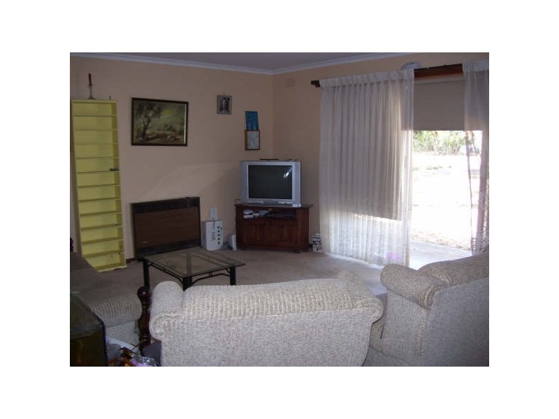 7 WARD STREET, St Leonards VIC 3223