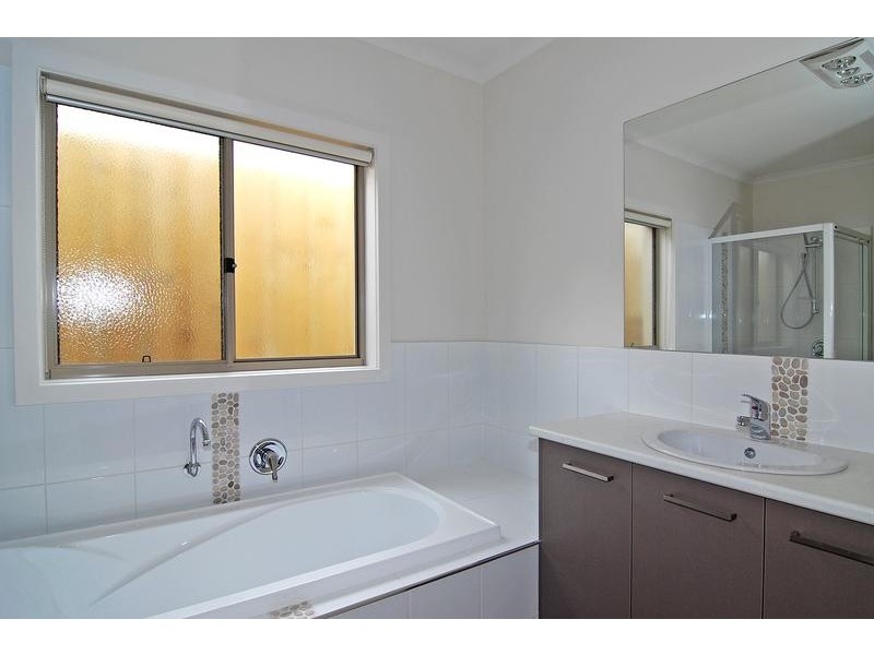 2/3 Welfare Street, Portarlington VIC 3223