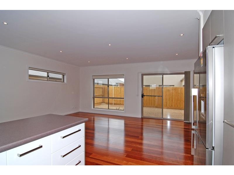 2/8 Hereford Street, Portarlington VIC 3223