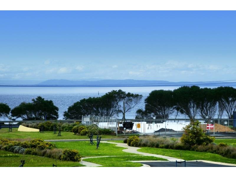 21 Henderson Street, Indented Head VIC 3223