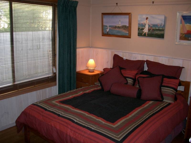 243 The Esplanade, Indented Head VIC 3223