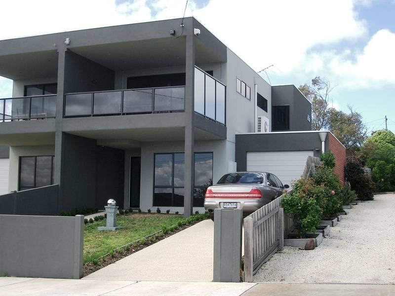 2/35 MUELLER STREET, Portarlington VIC 3223