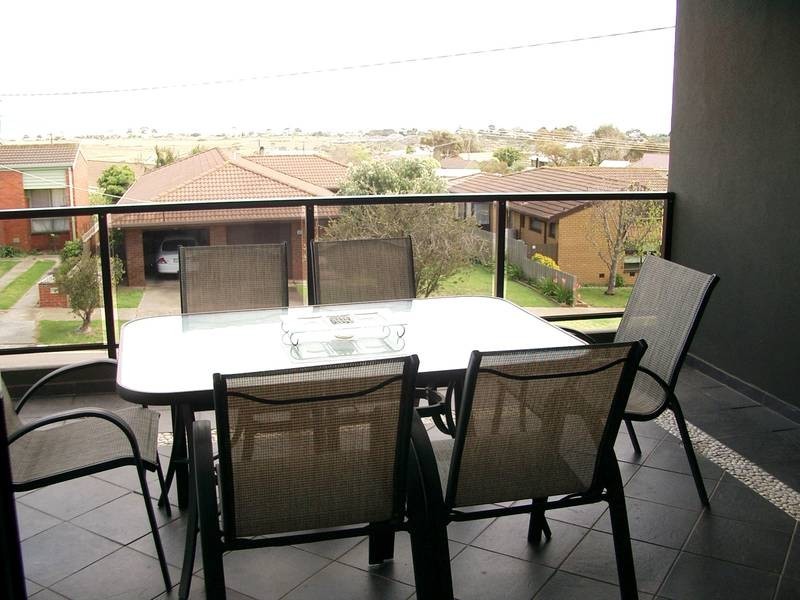 2/35 MUELLER STREET, Portarlington VIC 3223
