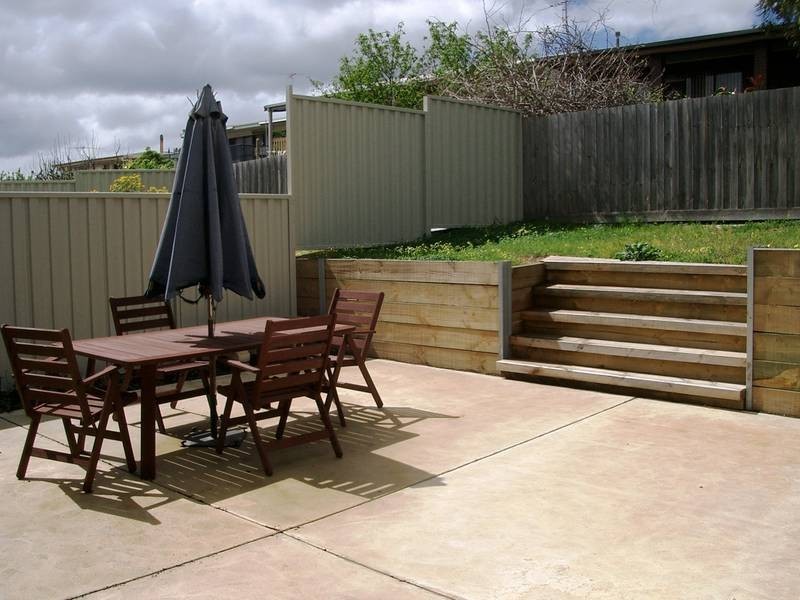 2/35 MUELLER STREET, Portarlington VIC 3223