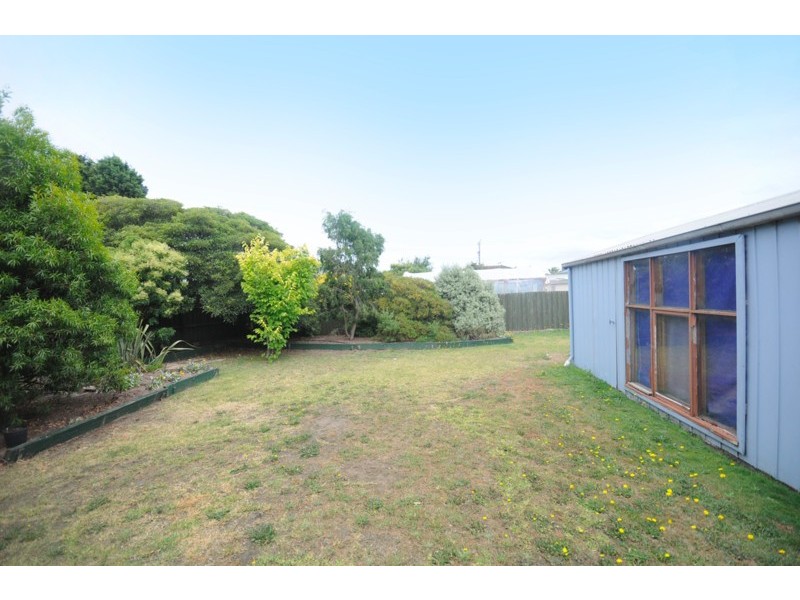 8 Flinders Street, Indented Head VIC 3223
