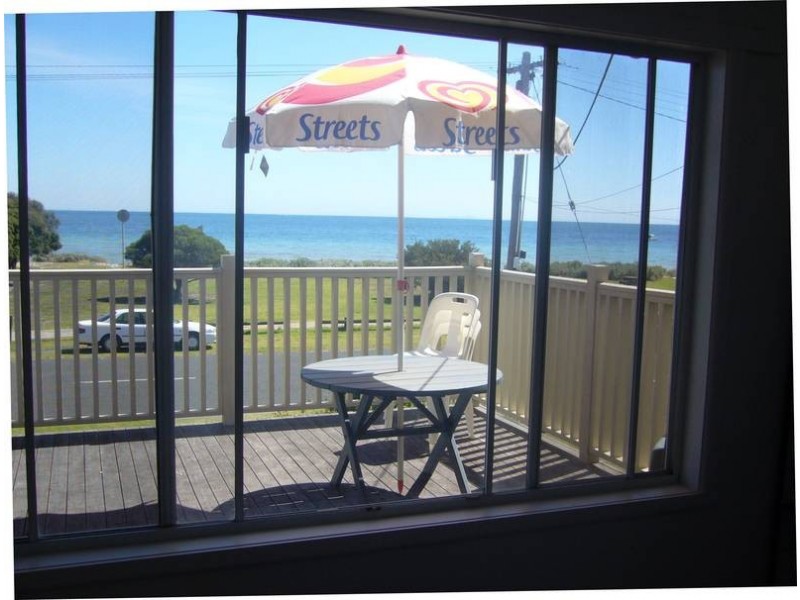 1/235 The Esplanade, Indented Head VIC 3223