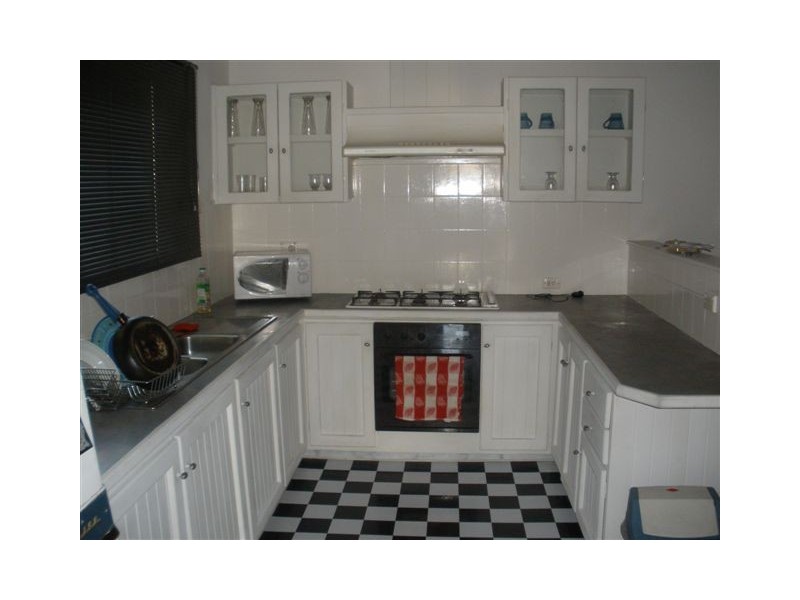 12 Evans Street, Belmont VIC 3216