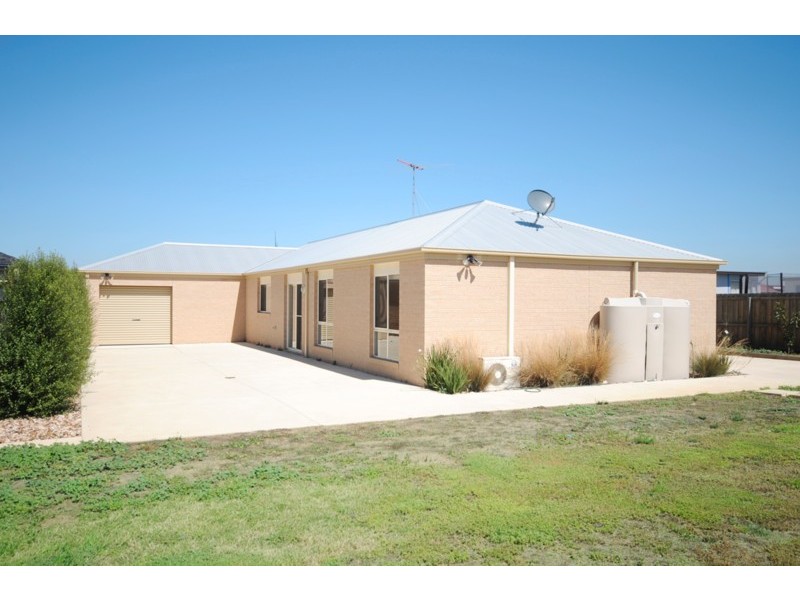 3 Waterhouse Court, Indented Head VIC 3223