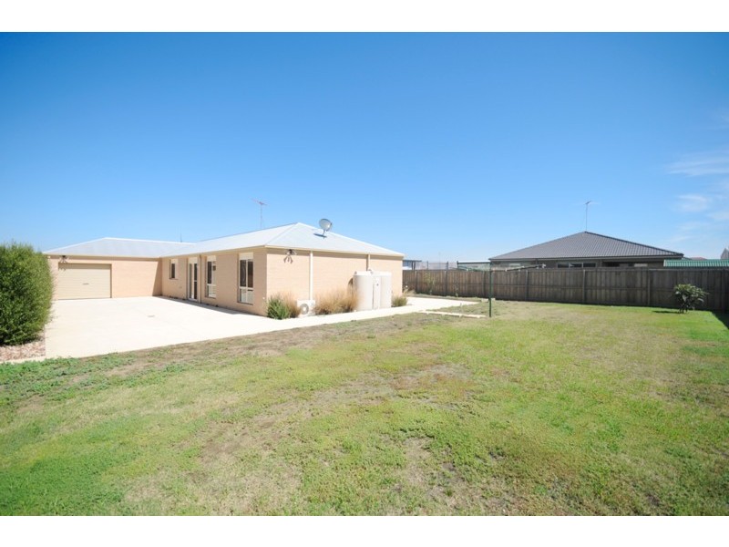 3 Waterhouse Court, Indented Head VIC 3223