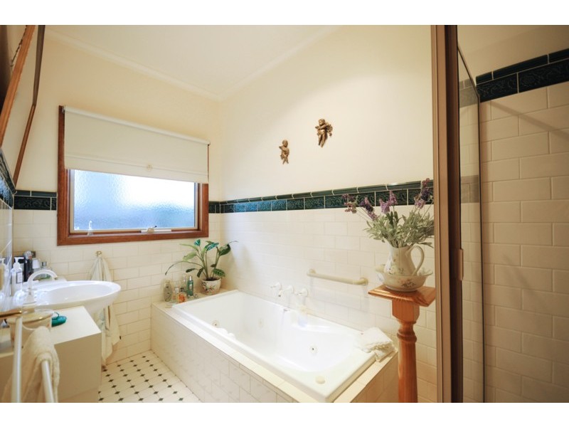 706 Batman Road, Indented Head VIC 3223