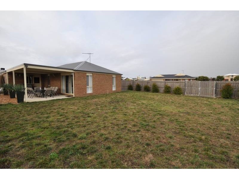 9 Ethereal Drive, Indented Head VIC 3223