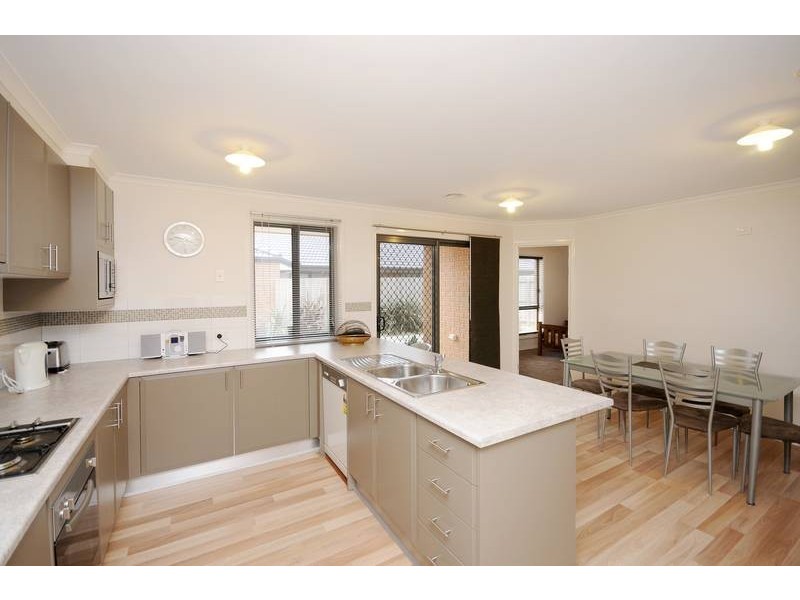 1 SEAFARER COURT, Indented Head VIC 3223