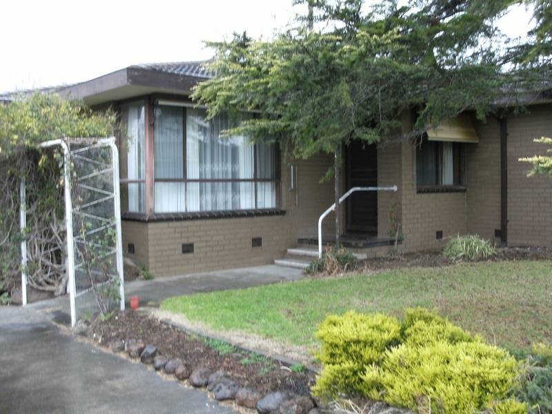 33 Gellibrand Street, Portarlington VIC 3223