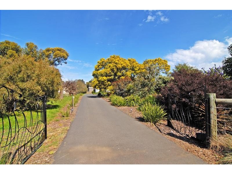 33 Glenrana Drive, Indented Head VIC 3223