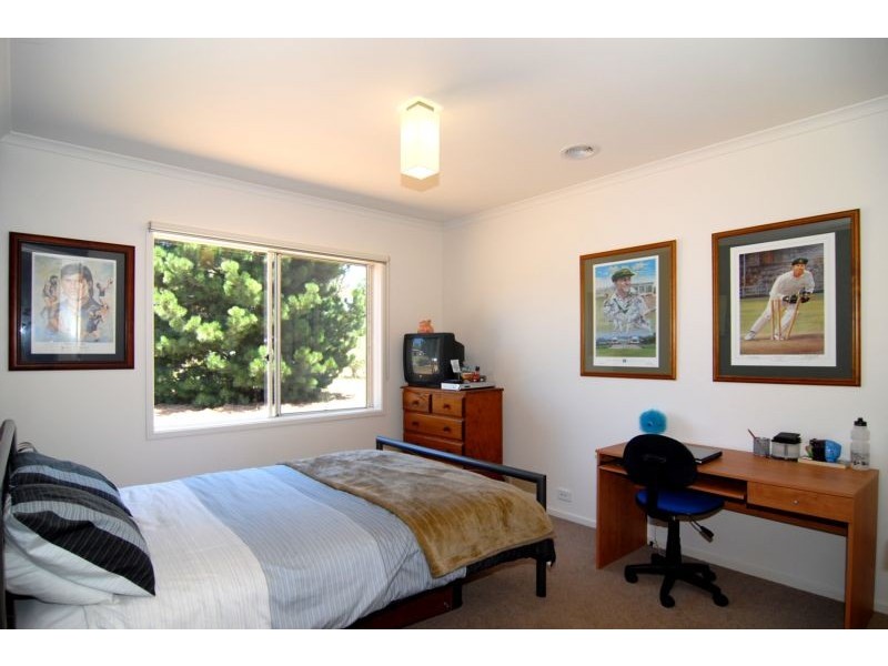 33 Glenrana Drive, Indented Head VIC 3223