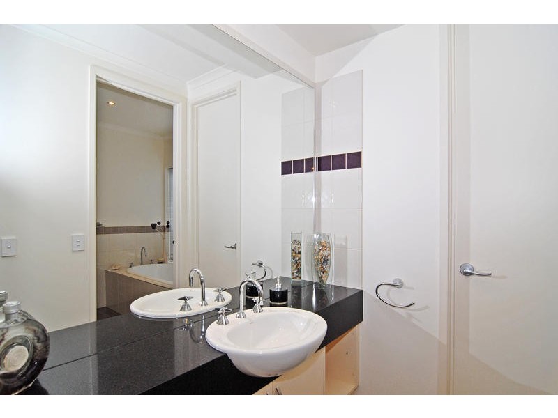 33 Glenrana Drive, Indented Head VIC 3223