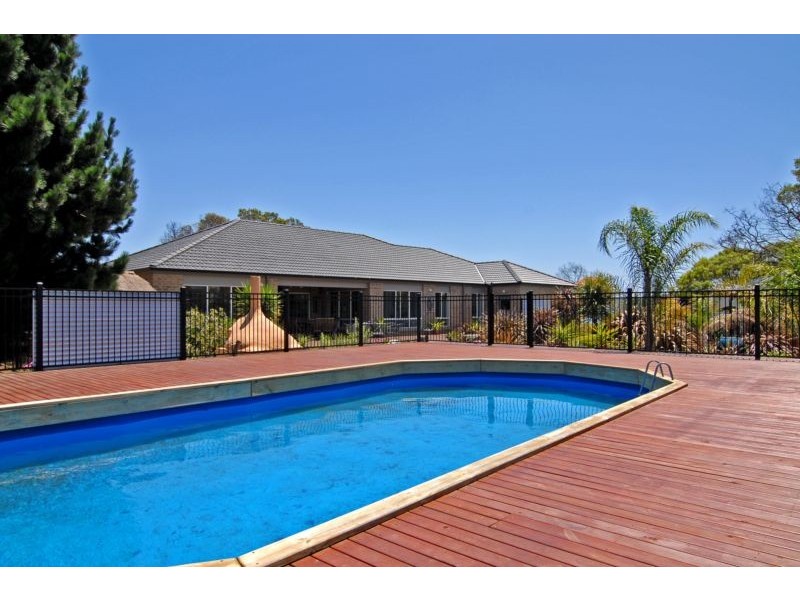 33 Glenrana Drive, Indented Head VIC 3223