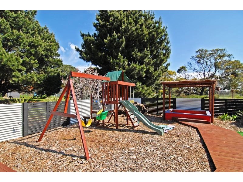 33 Glenrana Drive, Indented Head VIC 3223