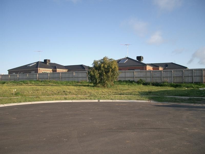 4 Seaspray Court, Indented Head VIC 3223