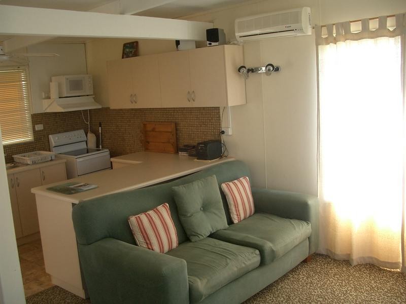 11 Coach Road, Indented Head VIC 3223