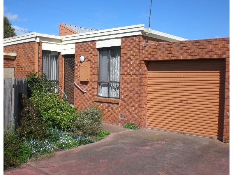 2/59 Leviens Road, St Leonards VIC 3223