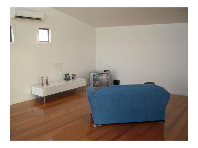 2/2 LINDA COURT, Portarlington VIC 3223