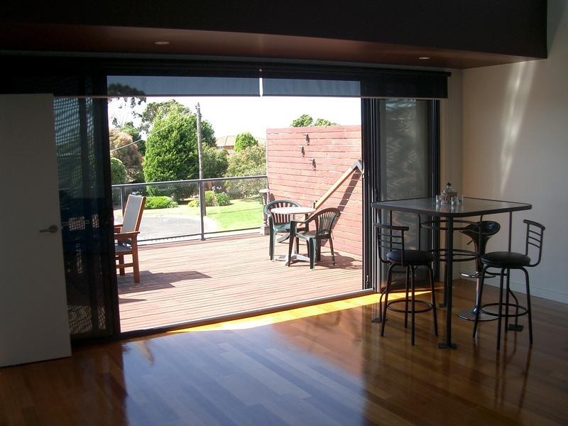 2/2 LINDA COURT, Portarlington VIC 3223