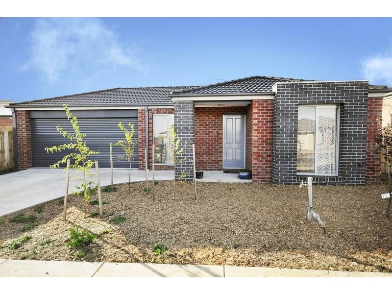 2 Seahorse Court, Indented Head VIC 3223