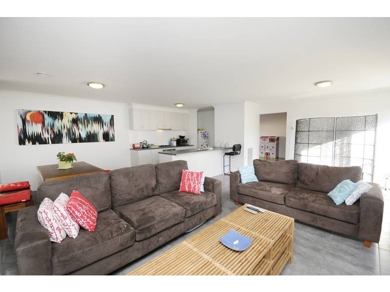 2 Seahorse Court, Indented Head VIC 3223