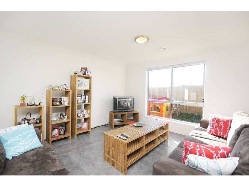 2 Seahorse Court, Indented Head VIC 3223