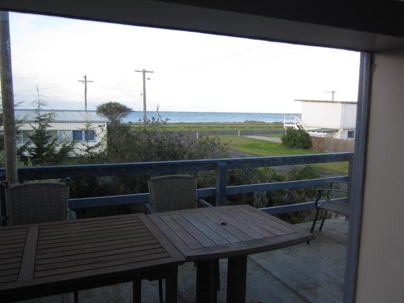 27 Whiting Ave, Indented Head VIC 3223