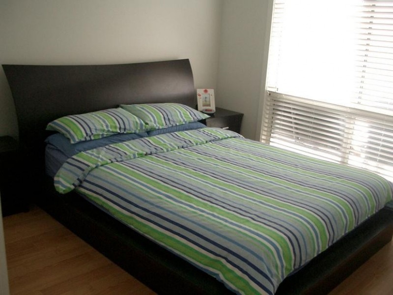 4 Adam, Indented Head VIC 3223