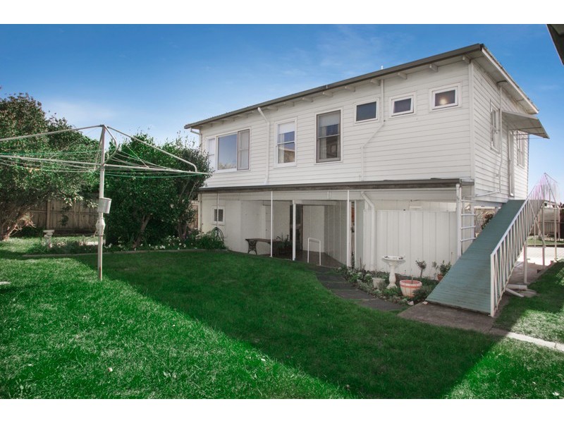 24 Walpole Ave, Indented Head VIC 3223