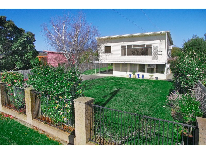 24 Walpole Ave, Indented Head VIC 3223