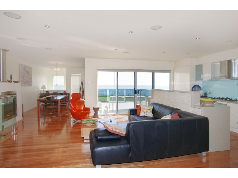 2/35 The Esplanade, Portarlington VIC 3223