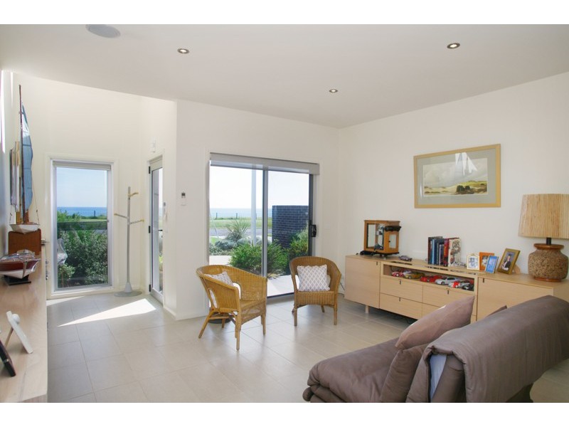 2/35 The Esplanade, Portarlington VIC 3223