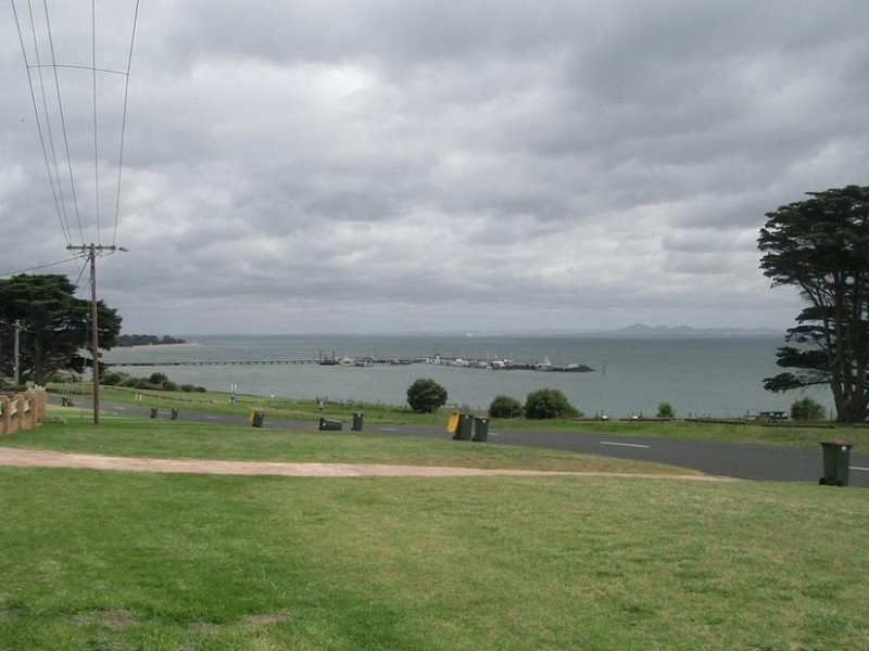 1/ 7 The Esplanade, Portarlington VIC 3223