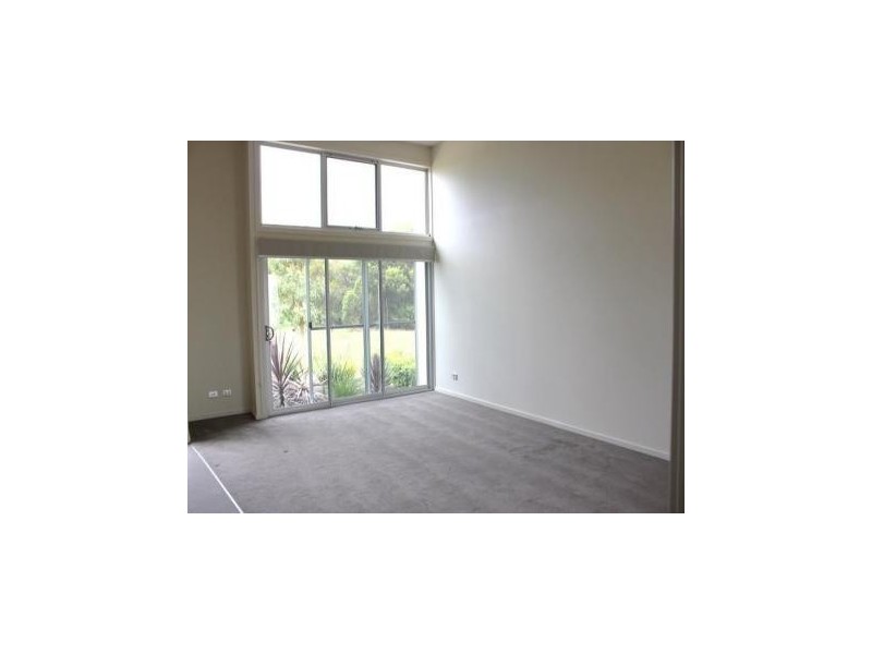 5 Halyard Terrace, St Leonards VIC 3223