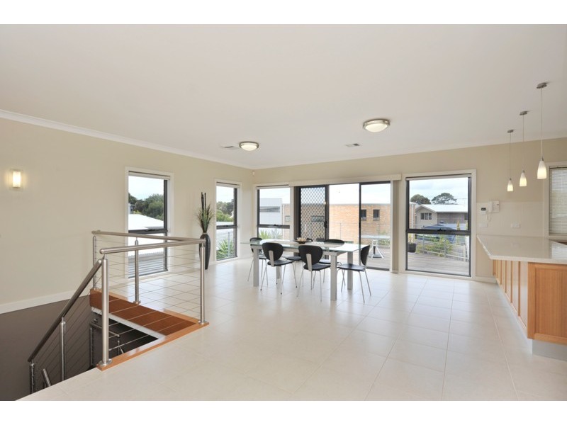 6 Yacht Court, Indented Head VIC 3223