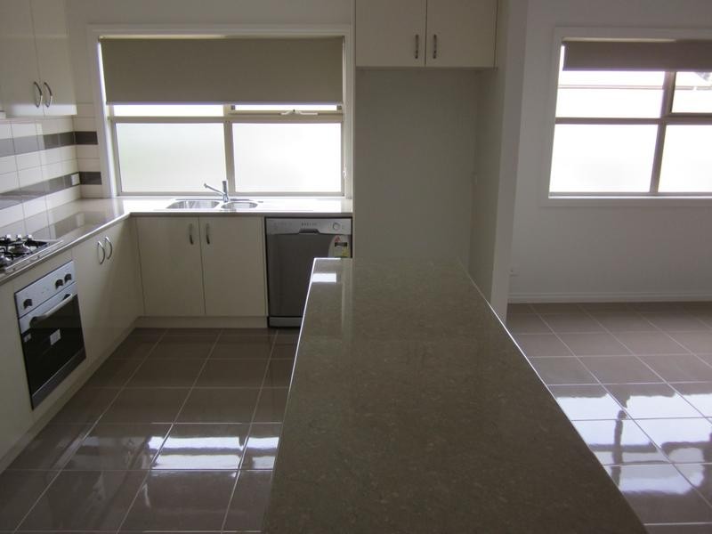 2/3 Darryl Street, Portarlington VIC 3223