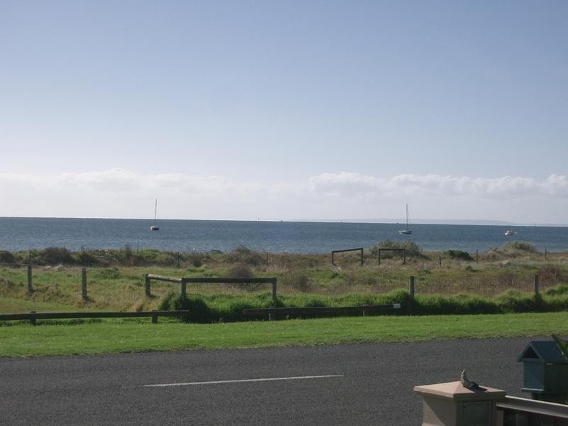 192 The Esplanade, Indented Head VIC 3223