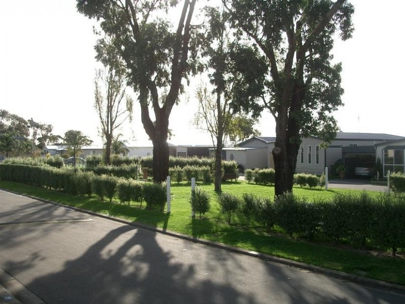 42/300 Clifton Ave, Leopold VIC 3224