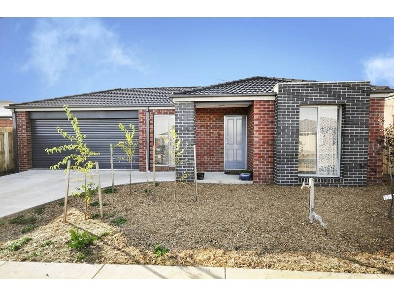 2 Seahorse Court, Indented Head VIC 3223