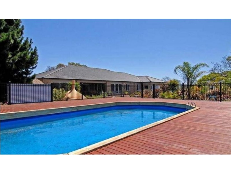 33 Glenrana Drive, Indented Head VIC 3223