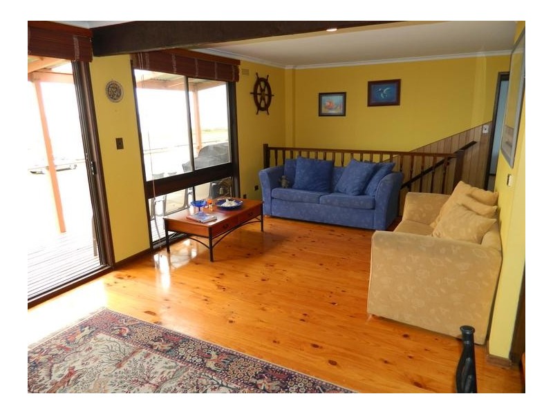 175 The Esplanade, Indented Head VIC 3223