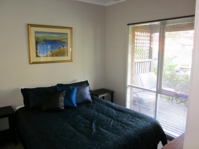 2/9 Sproat Street, Portarlington VIC 3223