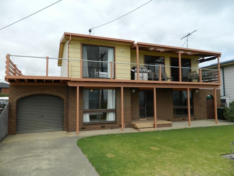 175 The Esplanade, Indented Head VIC 3223