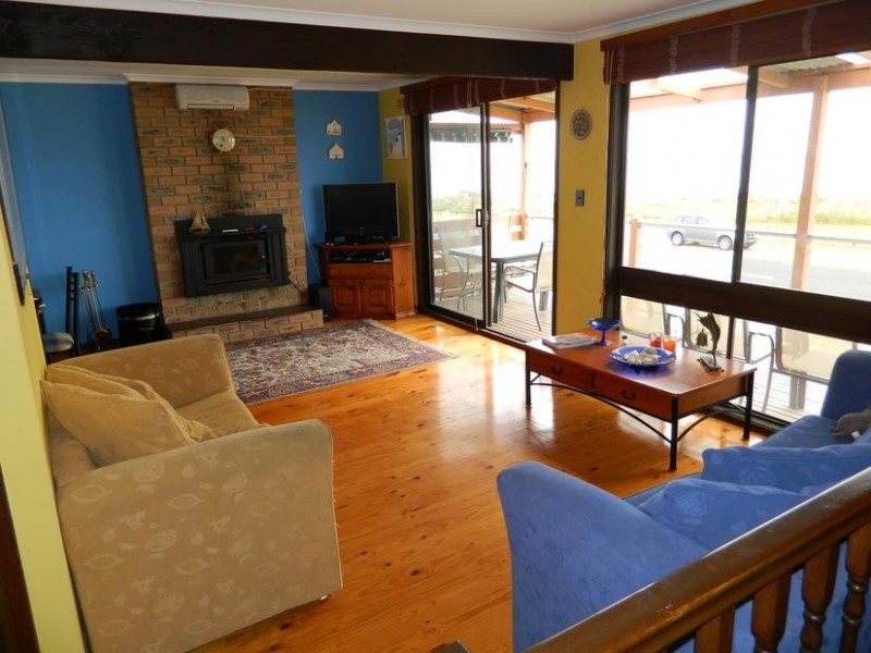 175 The Esplanade, Indented Head VIC 3223