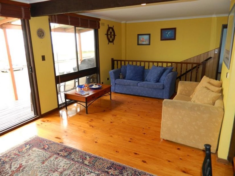 175 The Esplanade, Indented Head VIC 3223