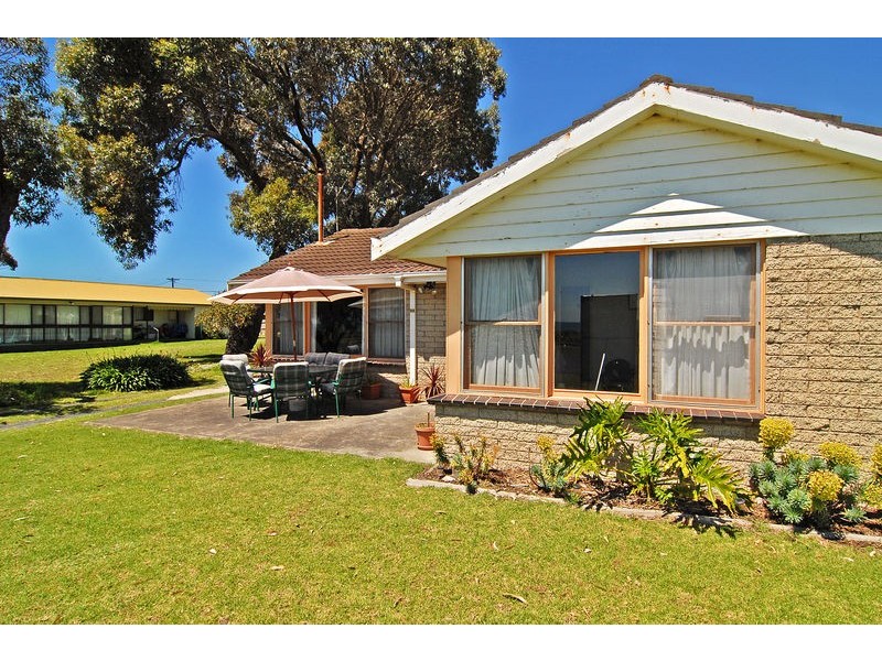 98 The Esplanade, Portarlington VIC 3223